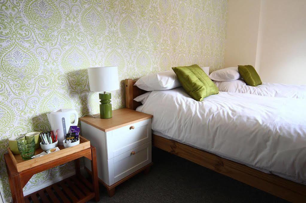 The Windsor Castle Inn Lye Buitenkant foto